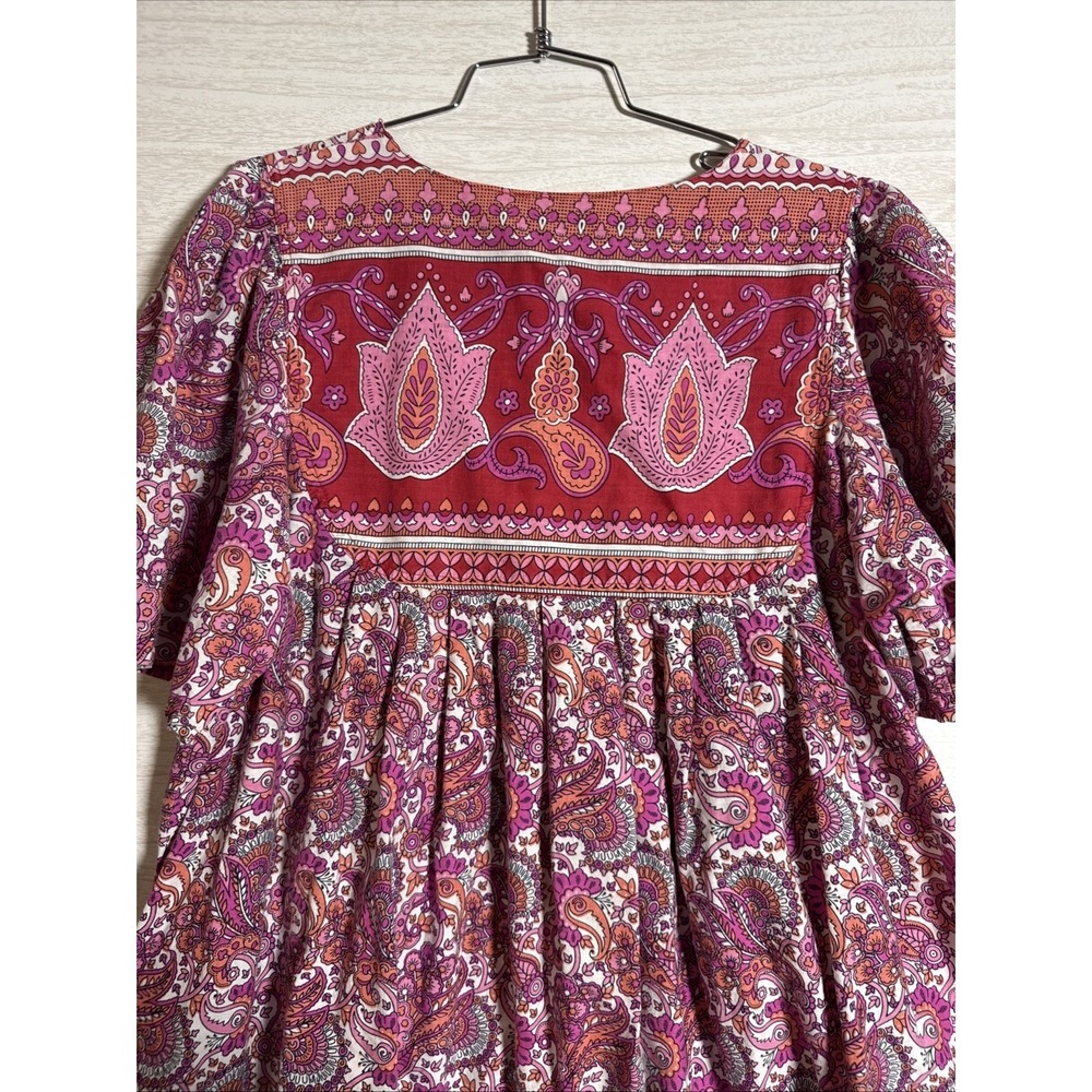 Loungees branded paisley dress is a vibrant pink and purple Moomoo/ Maxi Dress1x - Picture 13 of 13